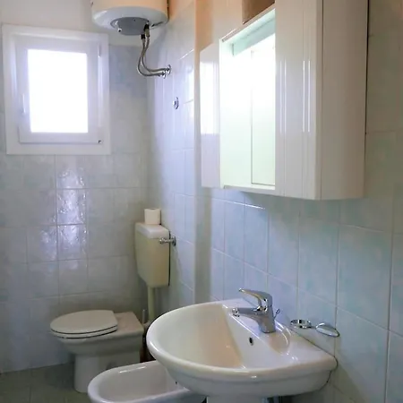 Apartment Fuer 5 Personen Ca 50 M In Bibione, Venetien Provinz Venedig - B59964 *